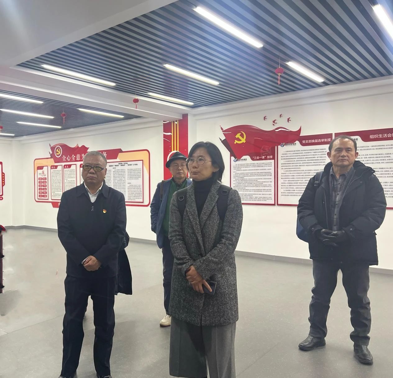 1705372608729044.jpg 2.jpg