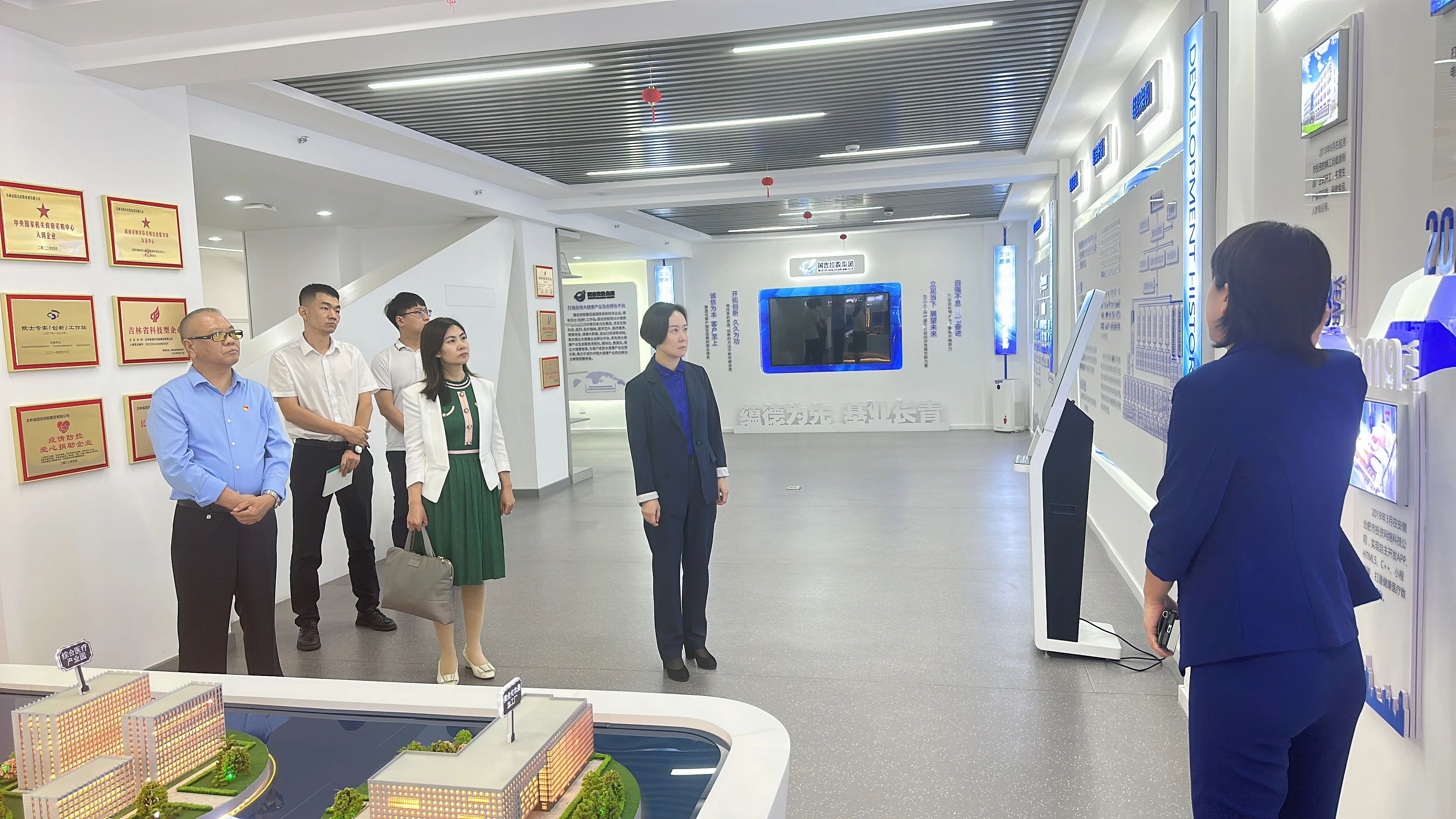 1727416109488754.jpg 3.jpg