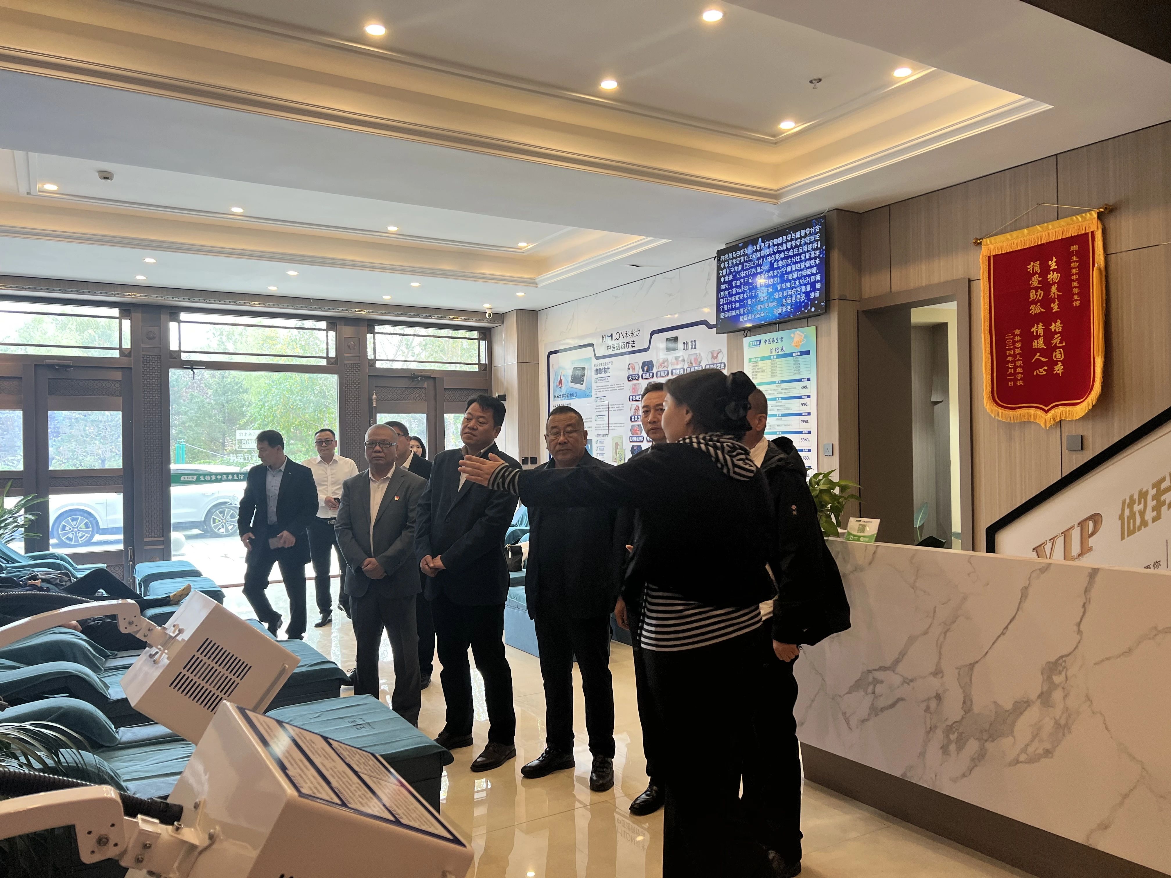 1728189372893382.jpg 1.jpg