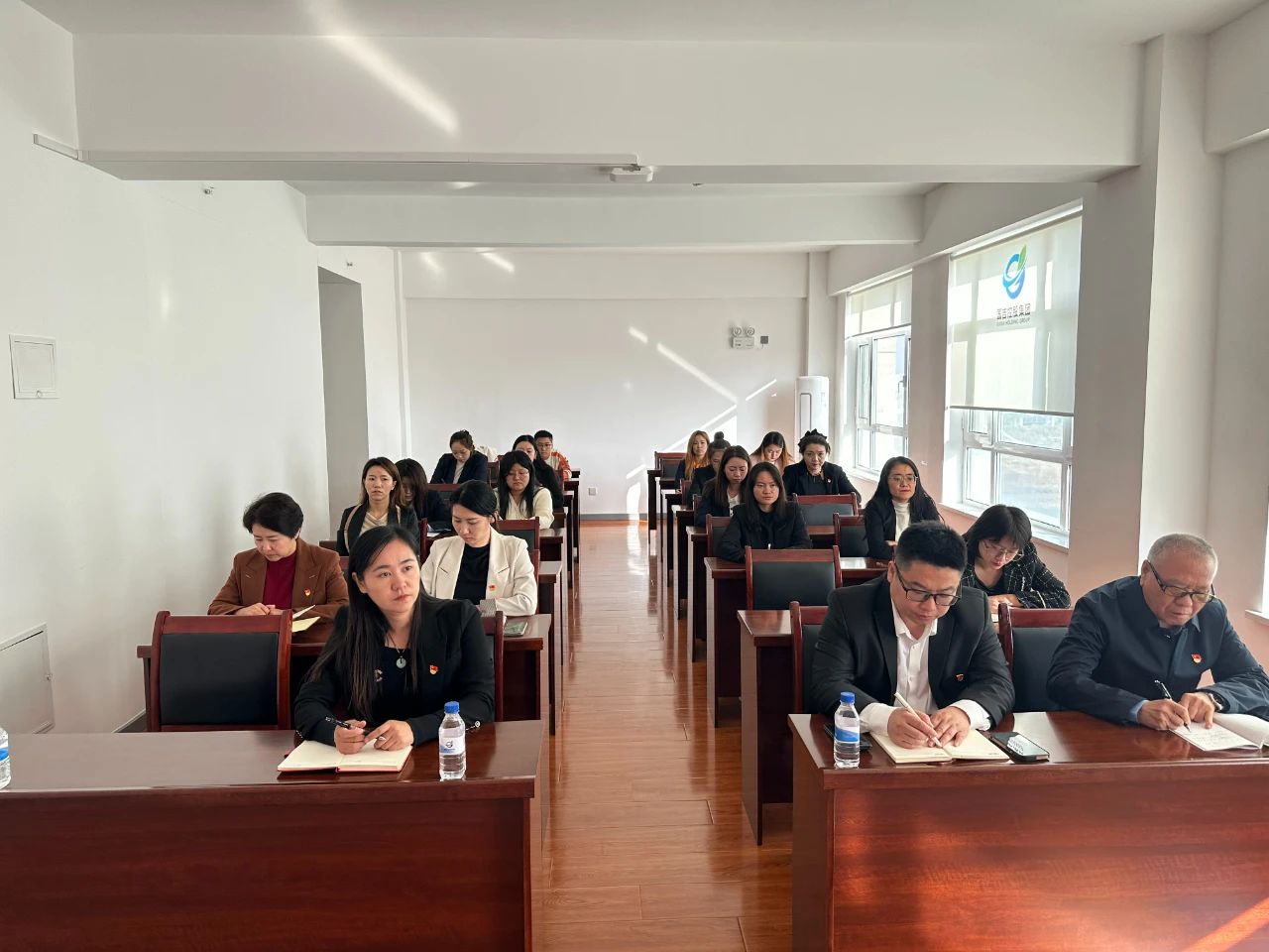 1730181884592289.jpg 1.jpg