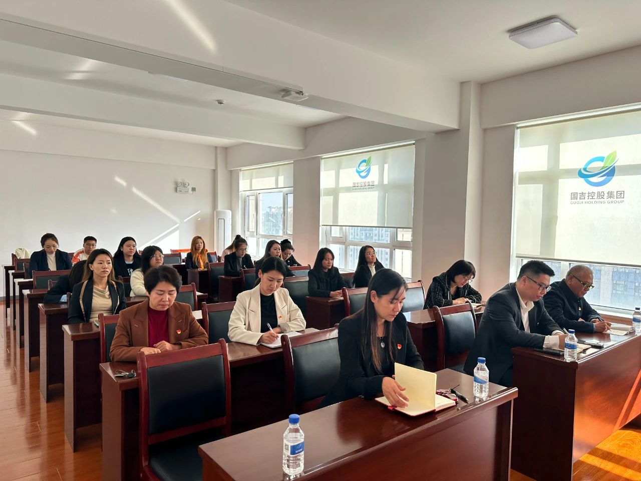 1730182010123152.jpg 4.jpg