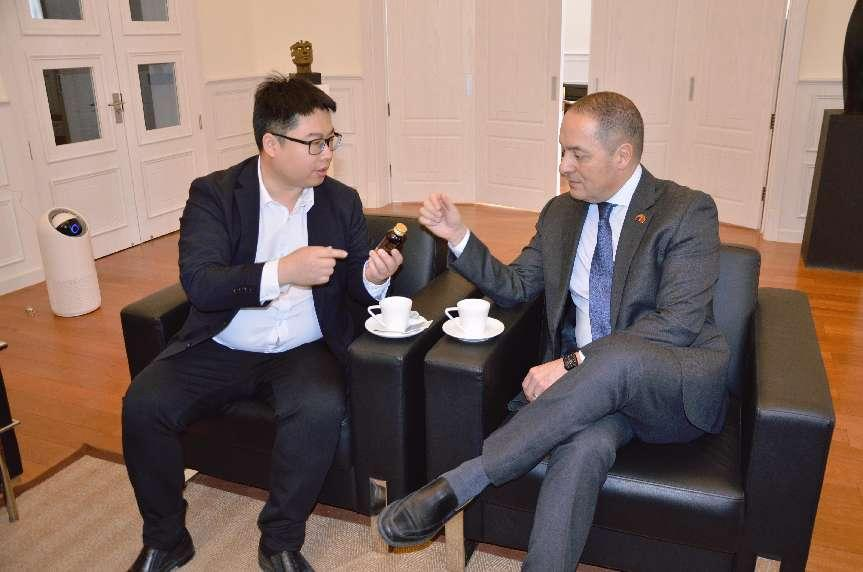 国吉控股集团大健康产品被列为哥伦比亚共和国大使馆指定用品