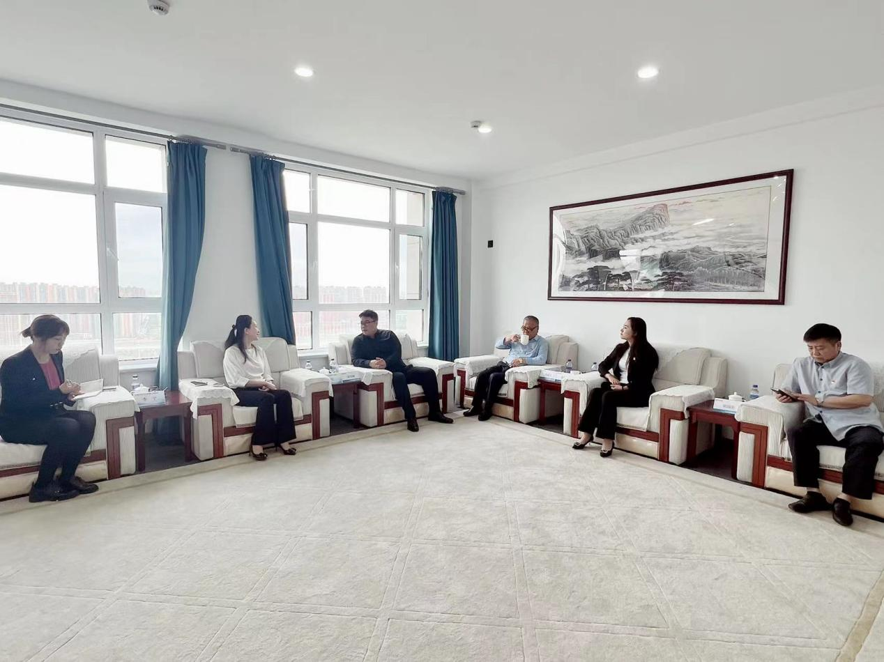 长春市净月区投资促进二局局长孙瑞一莅临国吉控股参观座谈