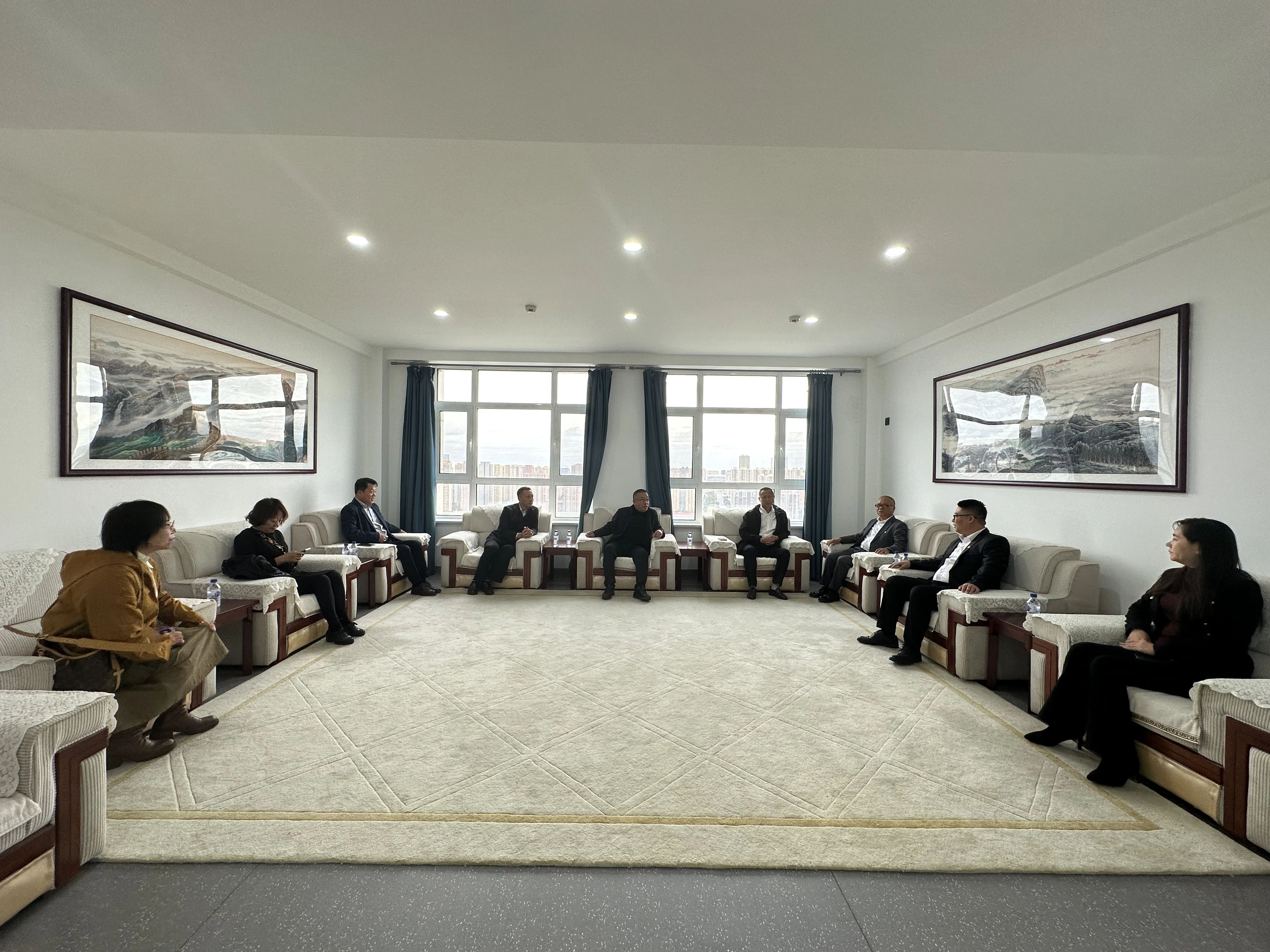 党建引领，共筑新程：国吉控股集团与吉林省工商联光机电行业商会委员会签署党建共建协议