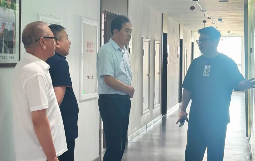 吉林省科协党组书记陈耀辉调研国吉控股集团 共促人参产业高质量发展